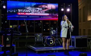 Festival “Canta Palhoça” agita noite com emoção