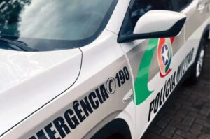 PM desarticula ponto de tráfico de drogas em Urussanga