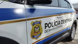 Homem é morto a tiros em bar em Itapema