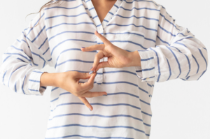 Curso gratuito em LIBRAS está com inscrições abertas