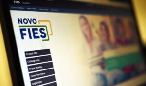 Inscrições a remanescentes do Fies terminam na terça
