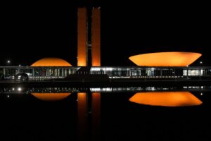 Saiba porque o Congresso será iluminado na cor laranja