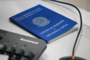 SC lidera geração de empregos com 9,8 mil vagas