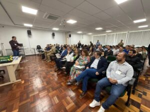 Estado visita Laguna para conhecer demandas urgentes