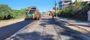 Asfalto e ciclovia transformam via da Capital
