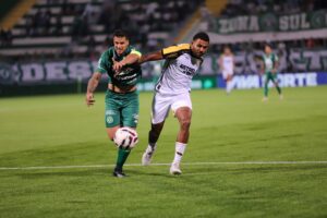 SÉRIE B: Chapecoense bate Criciúma por 2 a 1