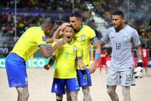 Brasil aplica maior goleada do Mundial de Beach Soccer