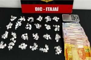 Traficante é preso e polícia apreende BMW em Itajaí
