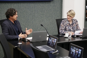 Alesc aprova projeto para abrir palco à música