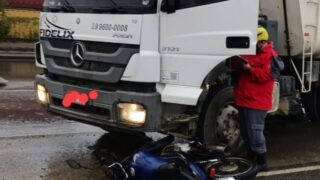Acidente Entre Moto E Caminhao