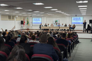 Laguna debate curso de Medicina da Udesc em audiência