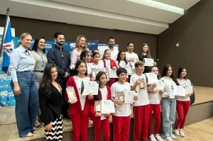 Educação em Primeiro Lugar premia alunos de Içara