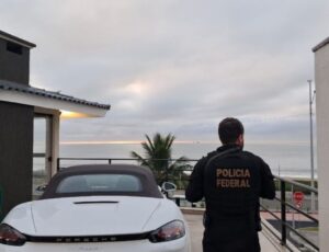 PF desmantela quadrilhas suspeitas de fraudes em SC