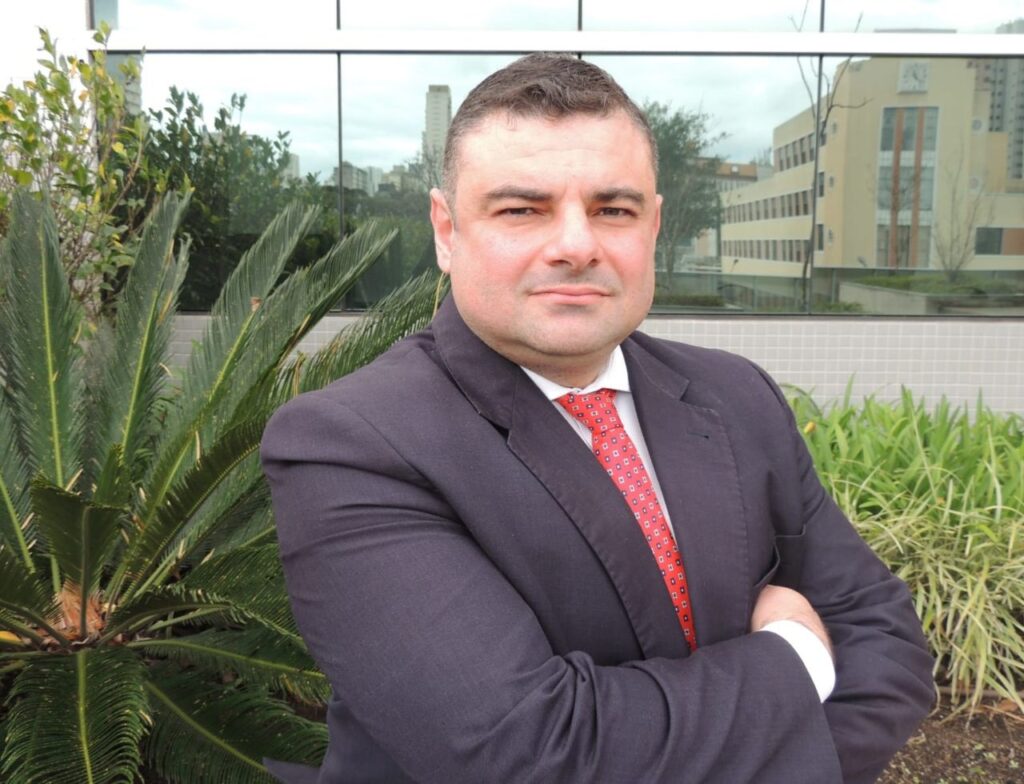 STJ garante direito de ex-cliente do BESC