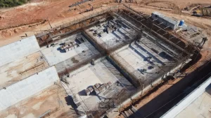 Prefeito cobra agilidade em obras da ETE de Potecas