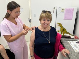Laguna aplica 2,7 mil doses de vacina no Dia D