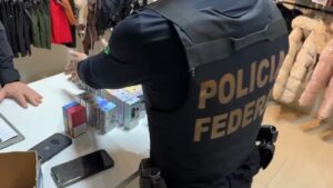 Operação mira comércio ilegal de cigarros eletrônicos