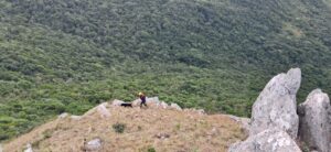 Turista achado em costão é identificado na Capital