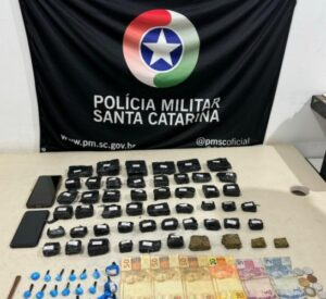 Drogas são apreendidas em residência monitorada pela PM