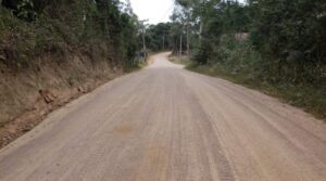 Laguna recebe projeto para asfaltar trecho da rodovia