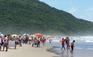 SC bate recorde e vira vitrine do turismo global