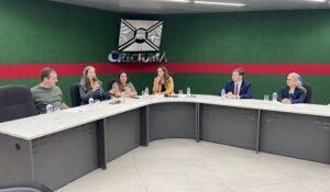 Violência e cyberbullying são temas de audiência