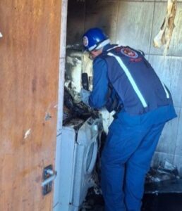 Bombeiros controlam incêndio em residencial geriátrico