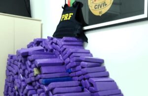 PRF apreende 600kg de maconha em carro clonado