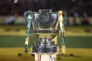 Clássicos agitam sorteio das oitavas da Copa do Brasil
