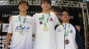 Tubarão brilha no Brasileiro de Natação
