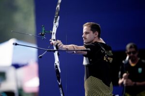 Brasileiro é campeão mundial de Tiro com Arco
