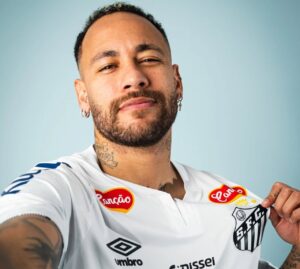 Neymar confirma permanência no Santos