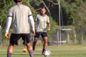 Figueirense busca recuperação contra Londrina
