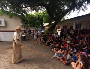 Espetáculo sobre pandemias chega a quatro cidades de SC