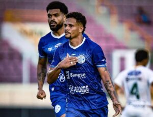 Brusque é goleado pelo lanterna Confiança: 4 a 1