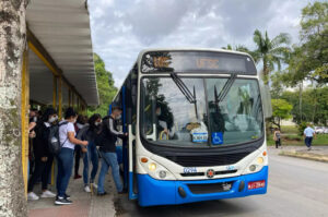 Estado de greve pode paralisar ônibus em Florianópolis