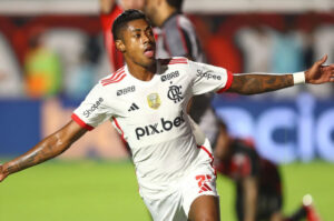 MP denuncia Bruno Henrique por fraude esportiva