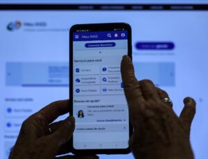 Governo vai ressarcir descontos ilegais do INSS