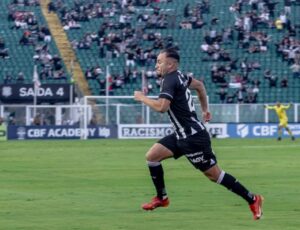 Figueirense empata com Confiança e segue fora do G8