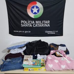 Casal é preso por furtar shopping em Tubarão