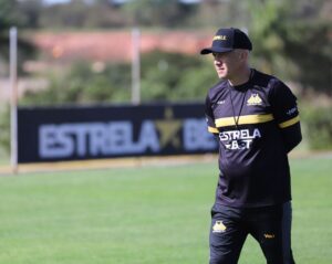 Criciúma realiza último treino preparatório em Belém