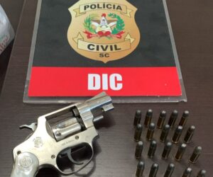 Operação “A Grande Família” mira rede de tráfico em SC