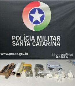 Homem acaba preso por tráfico de drogas em Itajaí
