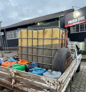 Servidor é flagrado desviando diesel público