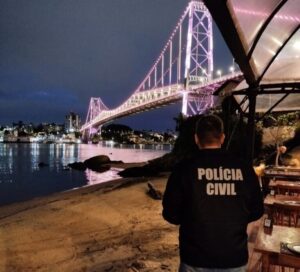 Fiscalização interdita duas casas noturnas na Capital