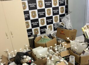 Polícia fecha fábrica clandestina de vapes na Capital