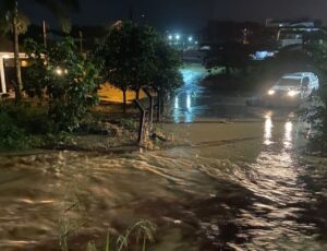 Chuva causa deslizamentos e alagamentos no Vale