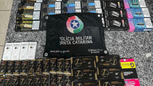 Carga com anabolizantes e vapes é apreendida