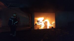 Incêndio em edícula é controlado no Roçado