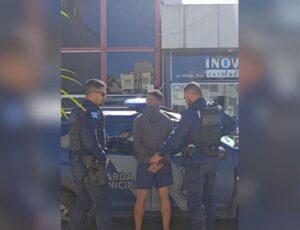 Homem confessa ataque com bomba caseira em BC